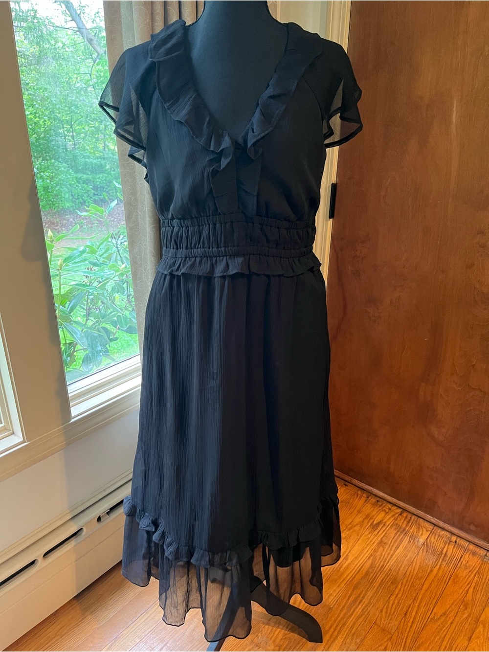 Old Navy Black Ruffle-Trim V-Neck Midi Dress